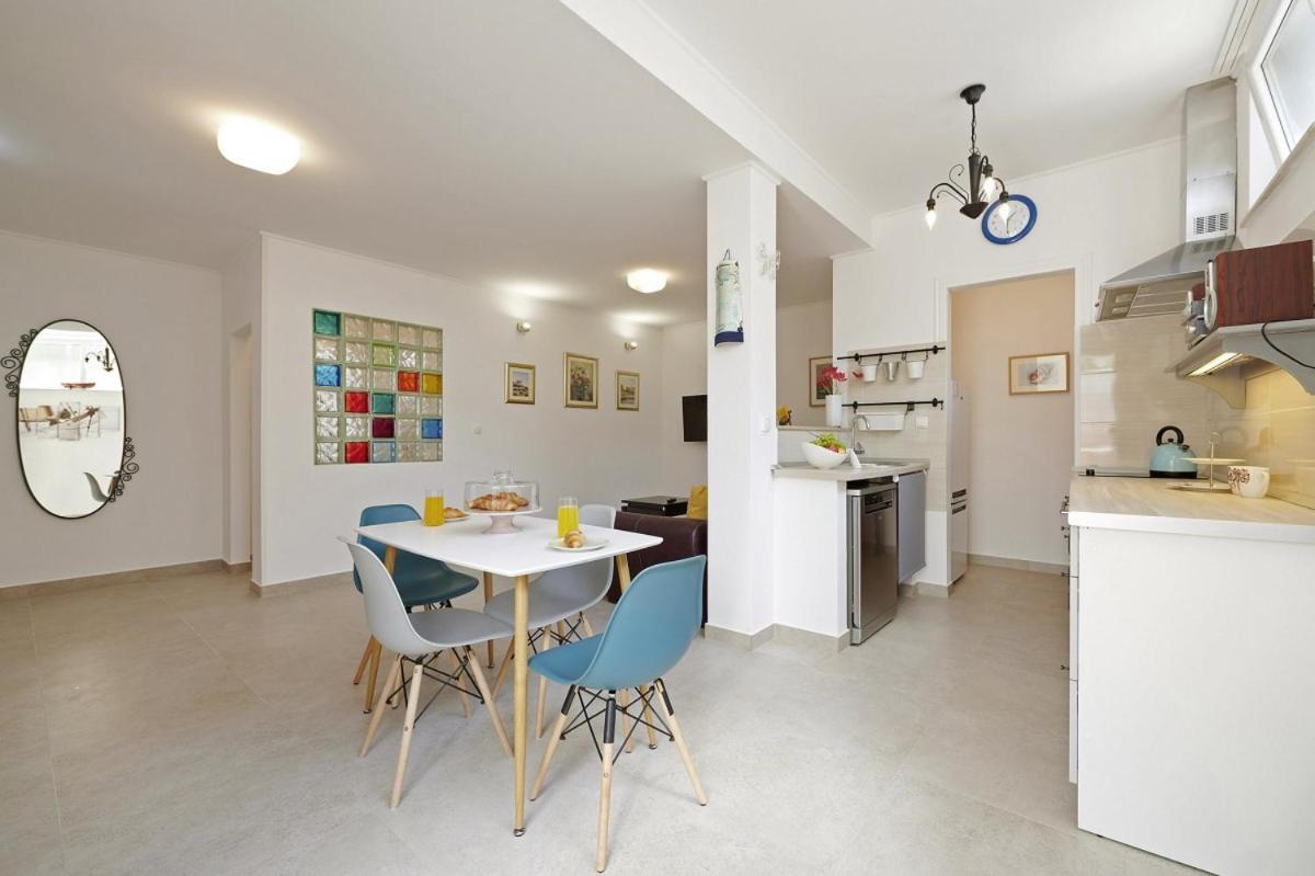 Villa Šmuketa in Trogir Haus für 4-5 Personen Exterior foto