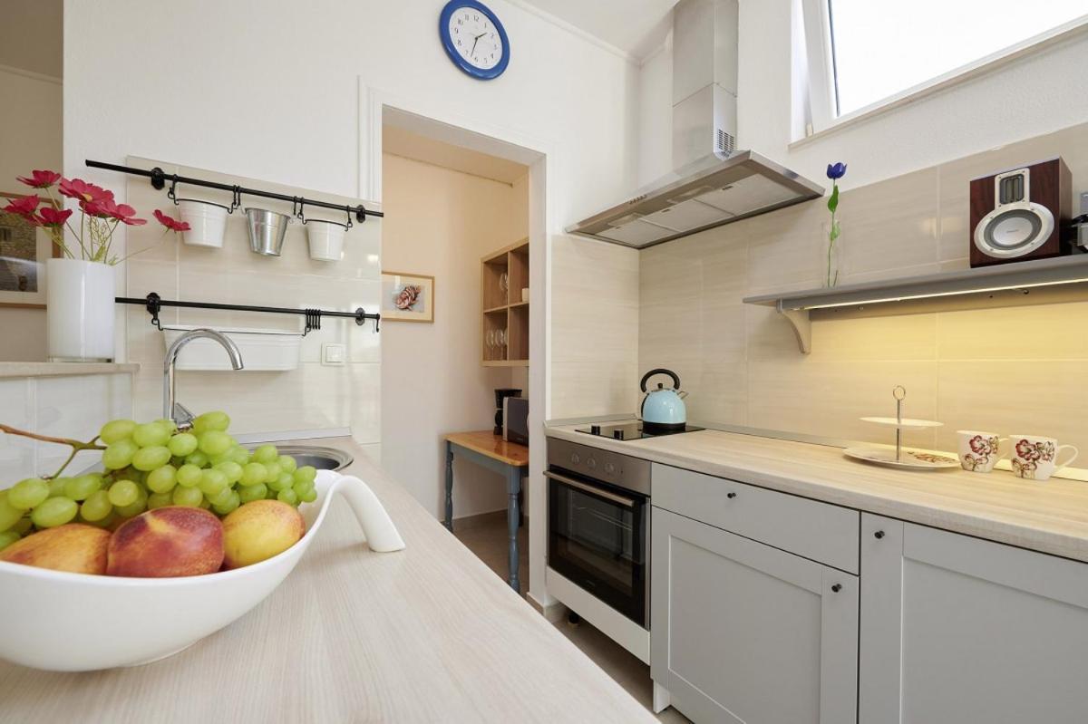 Villa Šmuketa in Trogir Haus für 4-5 Personen Exterior foto